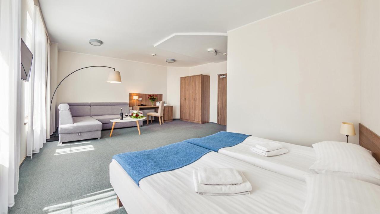 Hotel Zorza كولوبرزيغ المظهر الخارجي الصورة