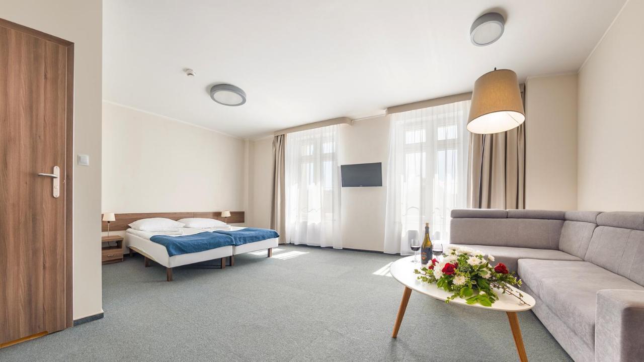 Hotel Zorza كولوبرزيغ المظهر الخارجي الصورة