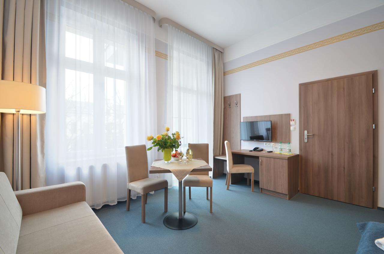 Hotel Zorza كولوبرزيغ المظهر الخارجي الصورة